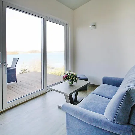 Seeblick, Fuerstenwerder, Cleaning Included بيت للعطل