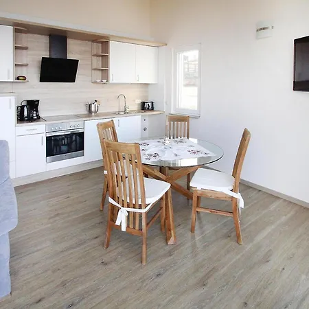 بيت للعطل Seeblick, Fuerstenwerder, Cleaning Included
